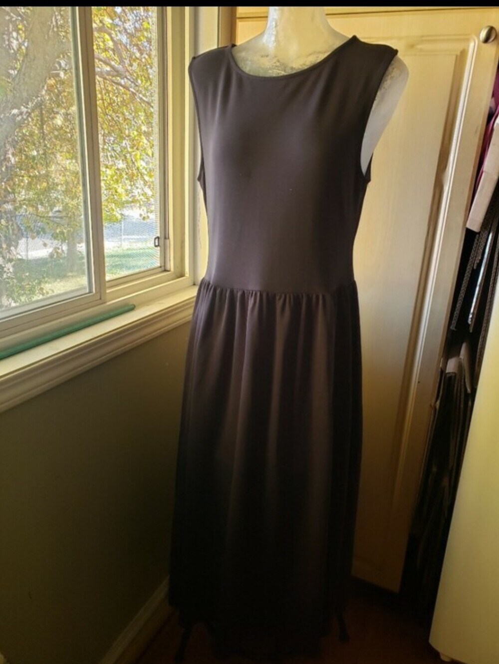 Sleeveless Black Maxi Dress - Classic Simple Style Pockets